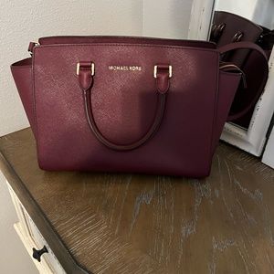 Michael Kors Selma Medium Satchel